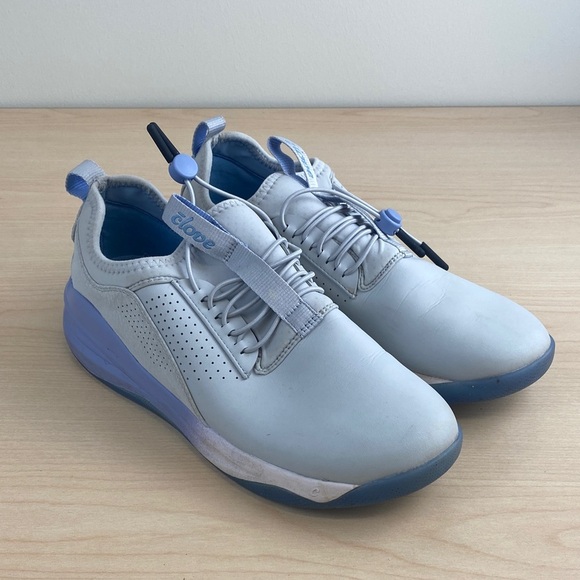 Clove Shoes - Clove Classic Nursing Shoe Women's Light Gray Sneakers